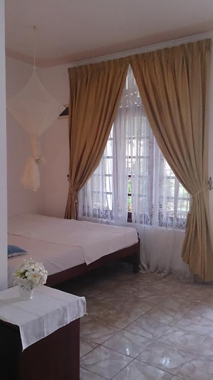 Welcome Family Guest House. Bentota Habitación foto
